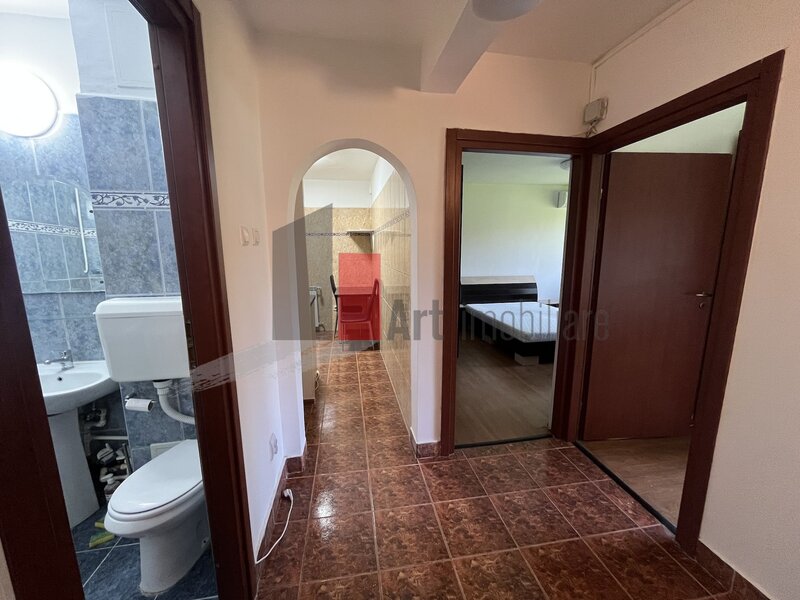 Drumul Taberei, Plaza,